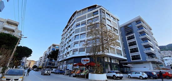 Narlıdere Merkezde 1+1 Satılık Residence Daire