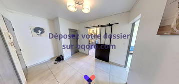 Appartement meublé  à louer, 5 pièces, 4 chambres, 91 m²