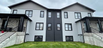 6, Rue des Bâtisseurs, apt. A
Bedford - Ville