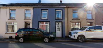 3 bed terraced house for sale