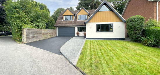 5 bedroom detached house for sale