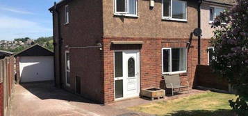 3 bed semi-detached house to rent