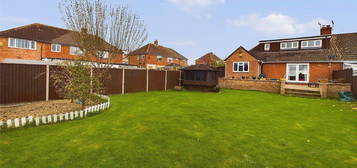 4 bed semi-detached house for sale