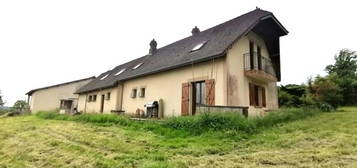 LE PIN AU HARAS (61)  maison de caractère 8 pièce(s) 4 chambres, 1 bureau , 1 salle de jeux,  200 m2 environ, PRIX  270  375 honoraires 3,99% inclus à la charge de l'acquéreur , soit 260 000 hors honoraires