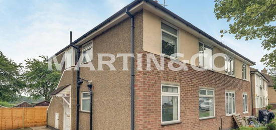 3 bedroom maisonette