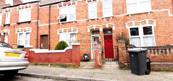 Terraced house to rent