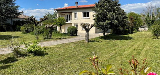 Maison  à vendre, 5 pièces, 3 chambres, 124 m²