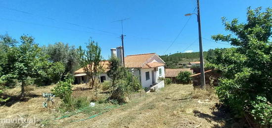 Moradias com terreno em Vale das Ovelhas-Santo André das Tojeiras