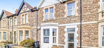 4 bed terraced house for sale