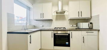 Flat to rent in Trent Bridge Buildings, West Bridgford, Nottingham NG2