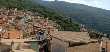 Casa indipendente nel centro di Tonara