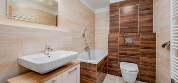 Pronájem bytu 2+kk 69 m²