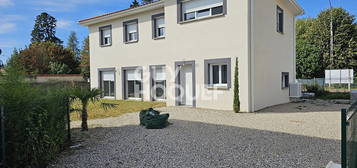 Maison Beynost 5 pièce(s) 183.12 m²