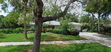 4721 NE 22nd Ave, Lighthouse Point, FL 33064