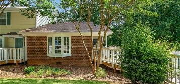 102 Assembly Ct, Cary, NC 27511