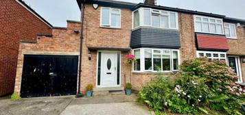 4 bedroom semi-detached house for sale