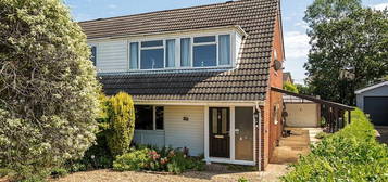 4 bedroom semi-detached house for sale