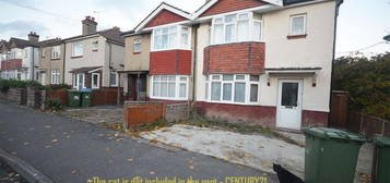 5 bedroom semi-detached house to rent