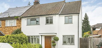 4 bedroom semi-detached house for sale