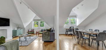 Flat for sale in Elsworthy Road, Primrose Hill, London NW3