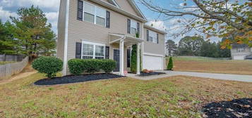 2033 Roscommon Dr, Clover, SC 29710