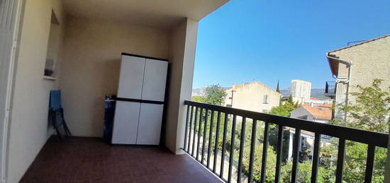 Le Mourillon  TOULON 83000 Appartement T4 71 M2 +Garage +cave