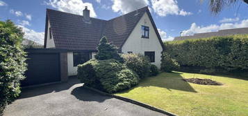 4 bedroom detached bungalow for sale