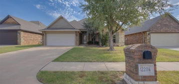 12204 Fox Hill Way, Oklahoma City, OK 73173