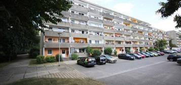 3 Raum Wohnung am Kidrontal gelegen, mit Balkon!