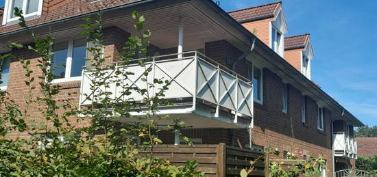 3 Zimmer Wohnung in Bad Bramstedt 1.OG mit Balkon 780 €