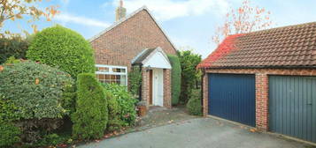 2 bedroom detached bungalow for sale