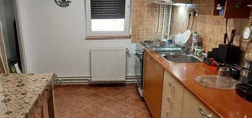 De vanzare apartament cu 3 camere etaj 3 Simion Barnutiu amenajat centrala bloc izolat