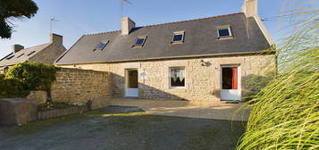 Maison Plobannalec Lesconil 6 pièce(s) 90m2