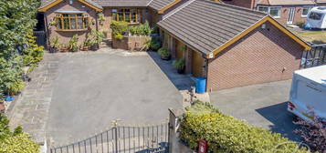 4 bedroom detached bungalow for sale