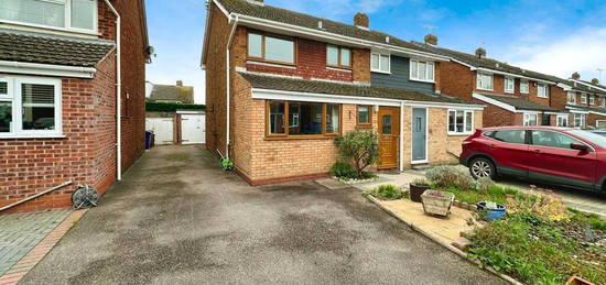 3 bedroom semi-detached house for sale