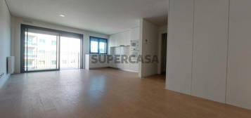 Apartamento T3 NOVO | Lg Garagem 2 Carros e Arrumos | Santa Marinha