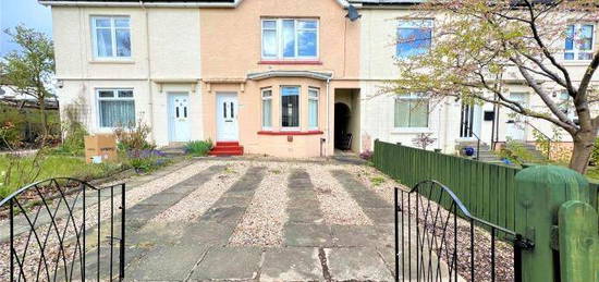 4 bed semi-detached house to rent