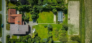 Mehrfamilienhaus mit hoher Renditechance nach Ihrer individuellen Modernisierung