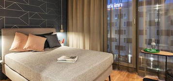 Design Serviced Apartment in Frankfurt Airport mit Wlan, TV, Küche, Waschmaschine, Trockner, Stellplatz