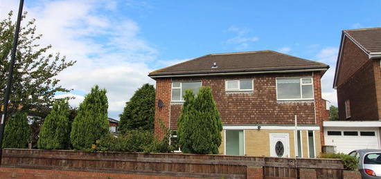 4 bedroom semi-detached house to rent