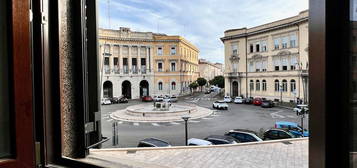 Appartamento su due piani in vendita in via Ruggero Bonghi