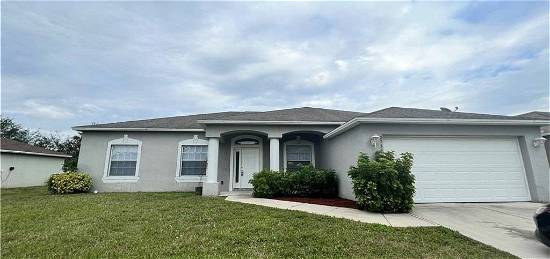 2753 Nature Pointe Loop, Fort Myers, FL 33905