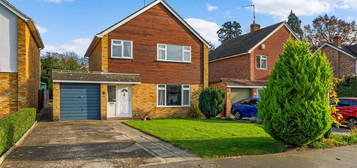 Property for sale in Bracken Way, Guildford GU3