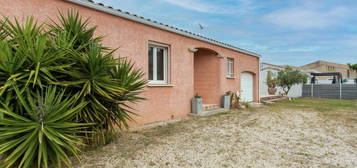 Maison de plain-pied, 4 chambres à Mauguio, panneaux solaires