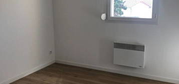 Appartement  à louer, 2 pièces, 1 chambre, 52 m²