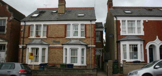 4 bedroom semi-detached house