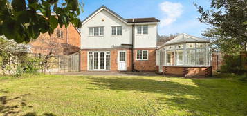 4 bed detached house for sale