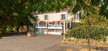 Maison  à vendre, 7 pièces, 5 chambres, 180 m²