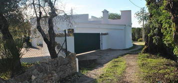 Casa de aldeia T2 em Santa Bárbara de Nexe de 99,00 m2