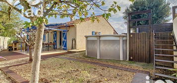 Maison de plain-pied  à vendre, 5 pièces, 4 chambres, 101 m²